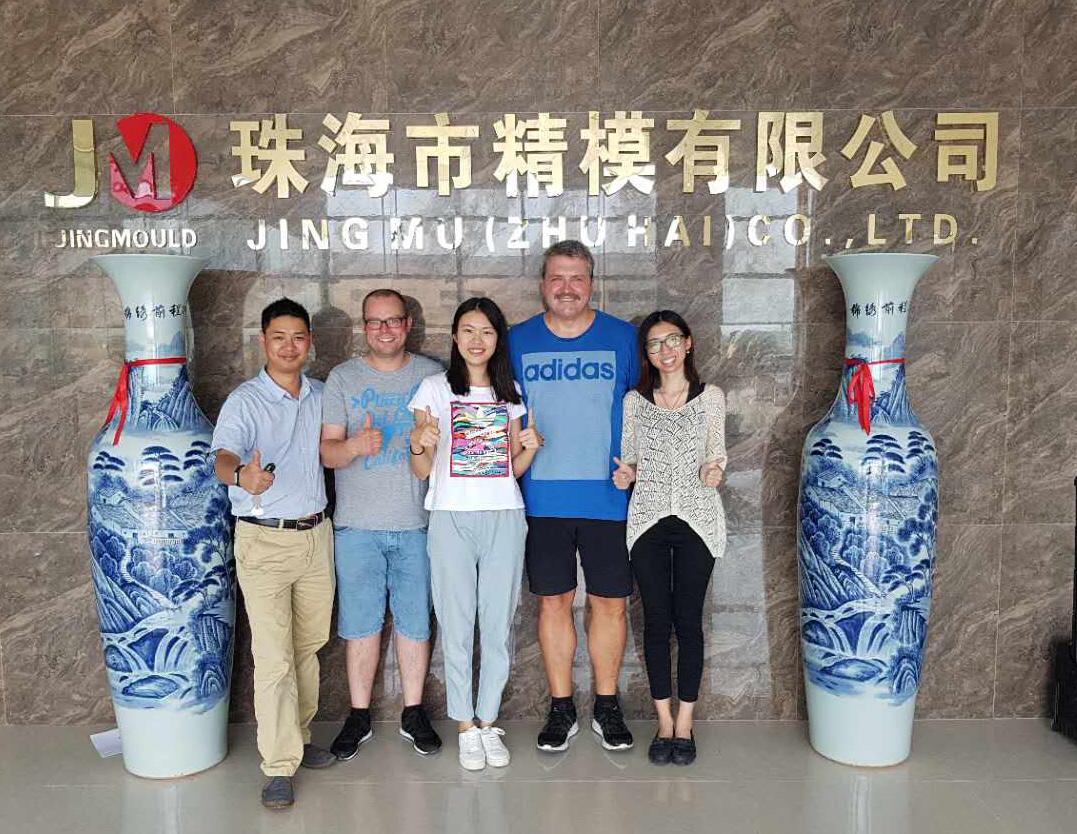 8月份塑料注射订单继续超过200万件 8月份塑料注射订单继续超过200万件