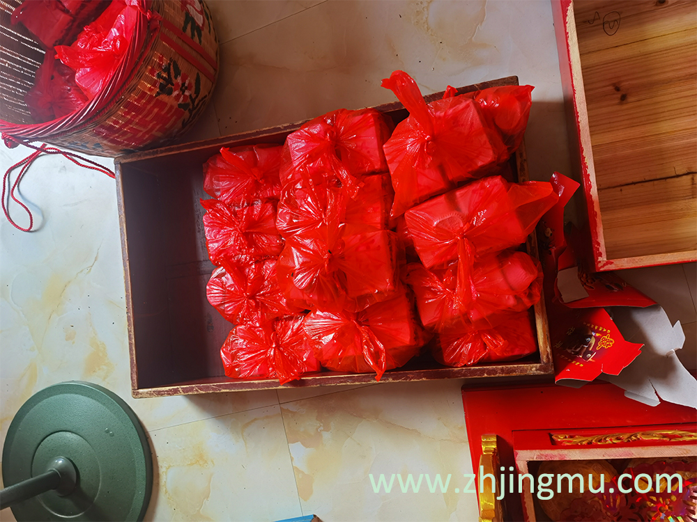 精模公司员工中式婚礼