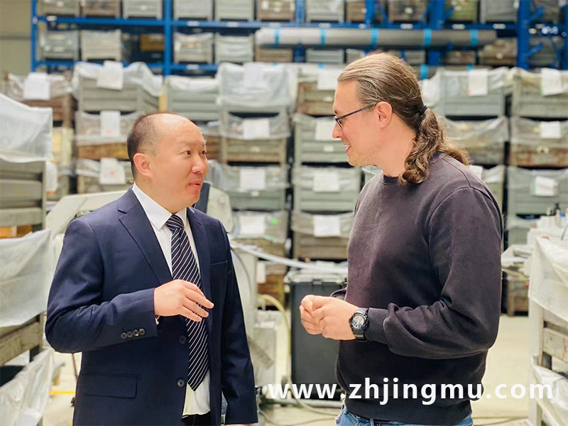 珠海市精模公司作为企业代表随珠海市长出访德国招商引资