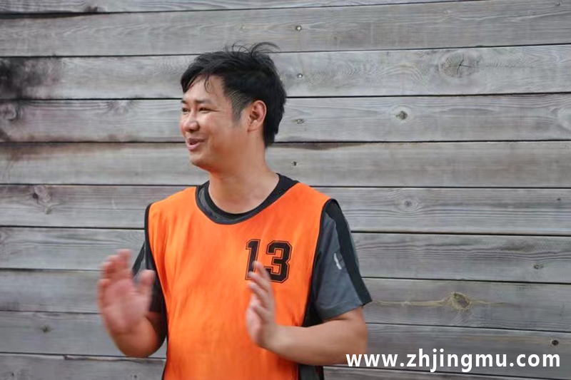 精模公司的注塑模具业务部和市场运营部开展团建训练活动