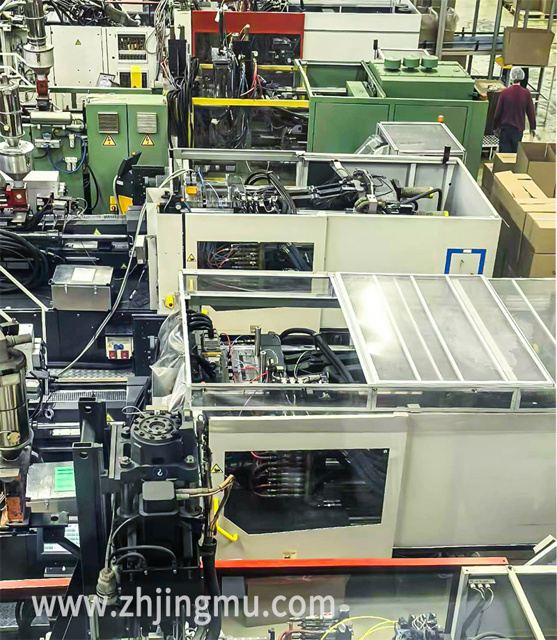 精模公司为欧洲客户定制模具出口